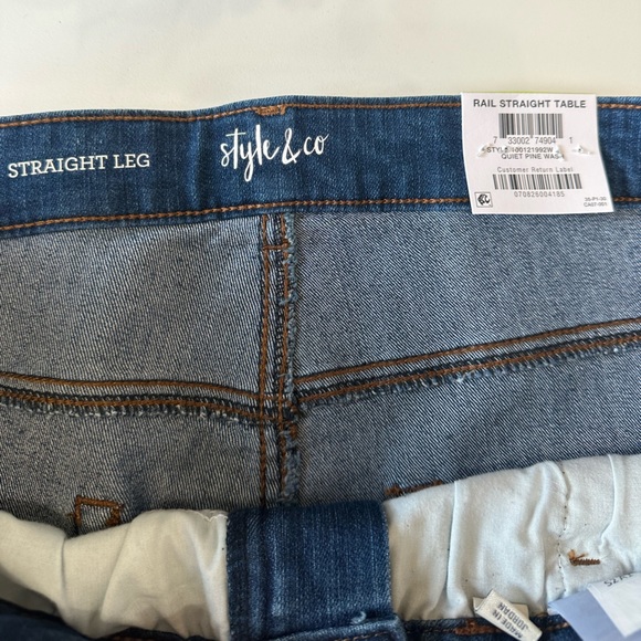 Style & Co high rise straight leg jeans. Size 18W. - Picture 4 of 10